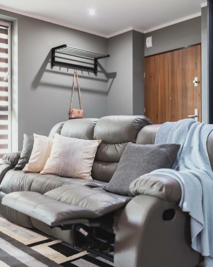 P&O Serviced Apartments Wawrzyszewska Varşova Dış mekan fotoğraf