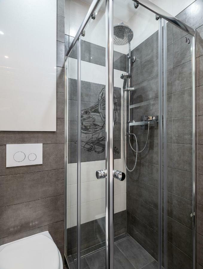 P&O Serviced Apartments Wawrzyszewska Varşova Dış mekan fotoğraf